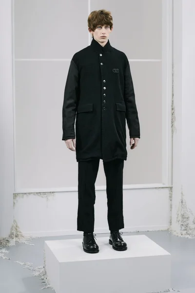 Look 26